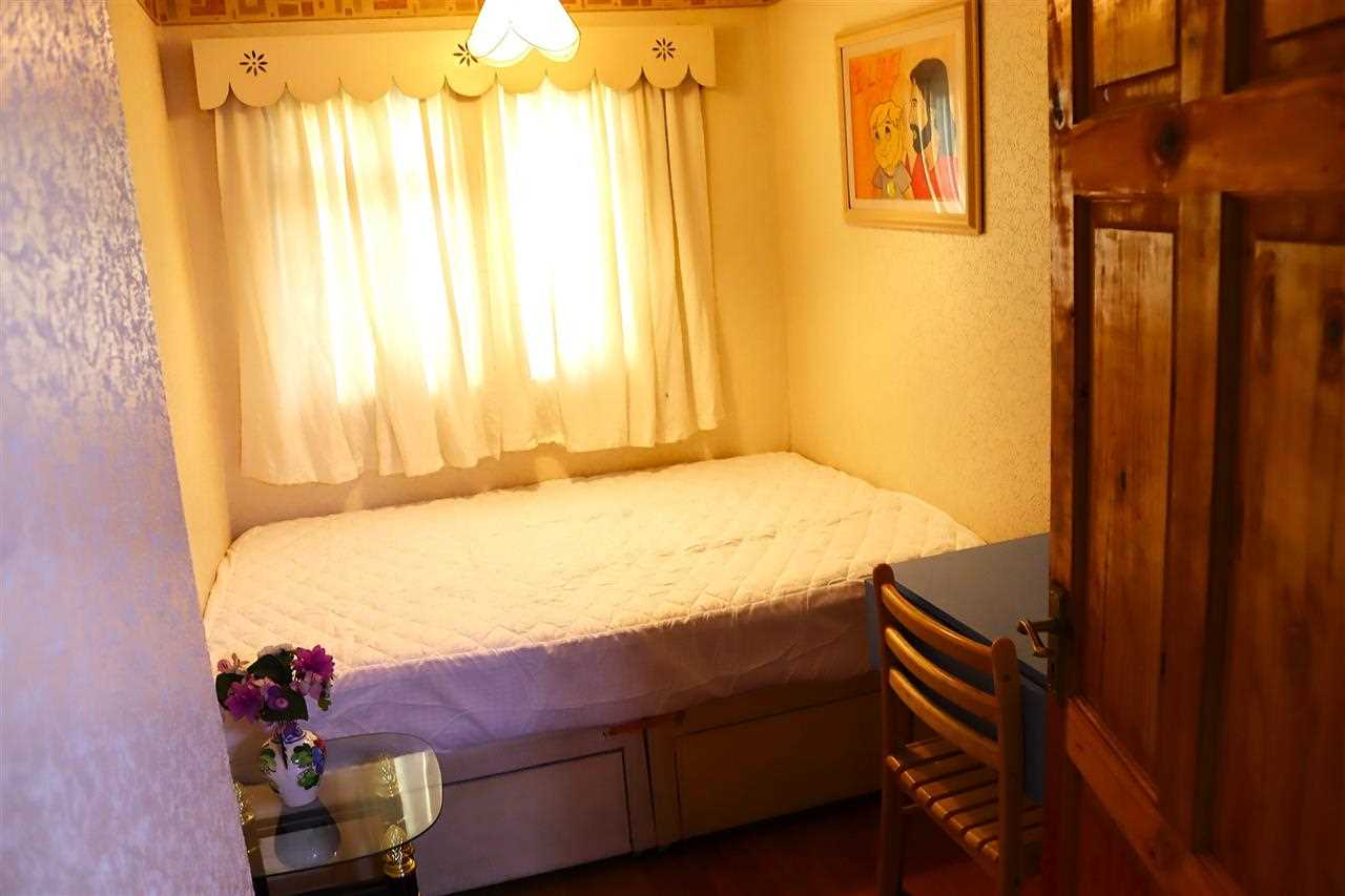 Flint Close - Picture 9