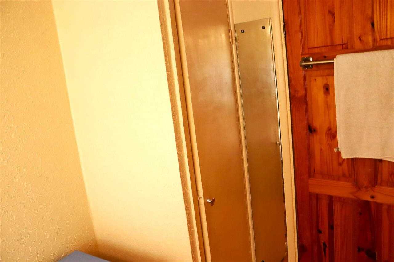 Flint Close - Picture 10