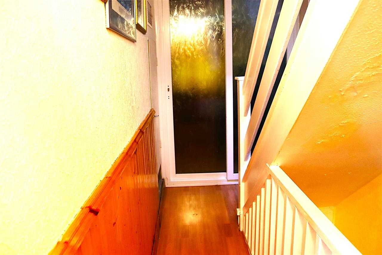 Flint Close - Picture 21