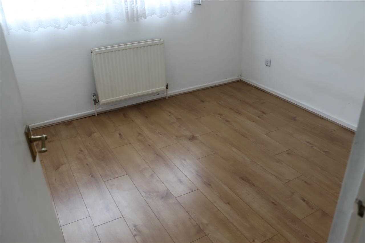 Thrales Close - Picture 6