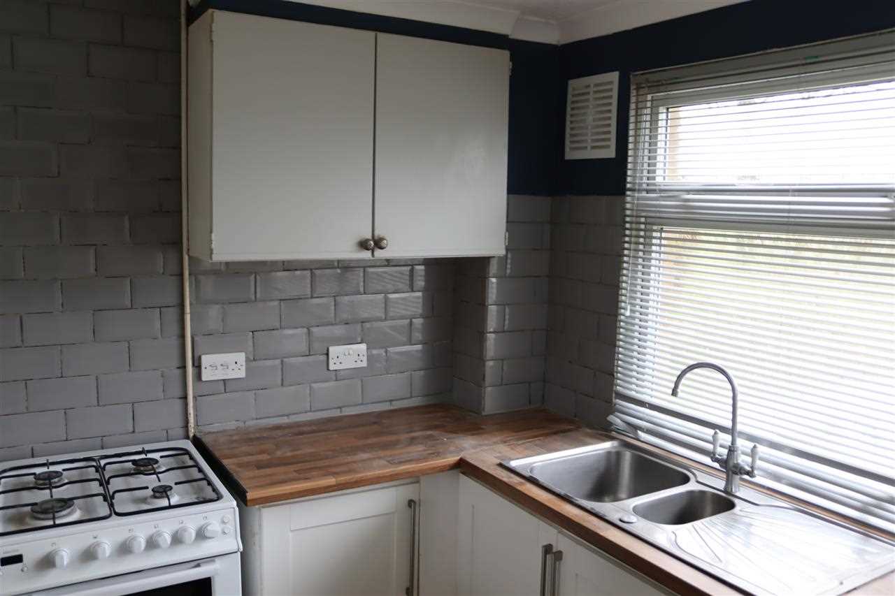 Thrales Close - Picture 9