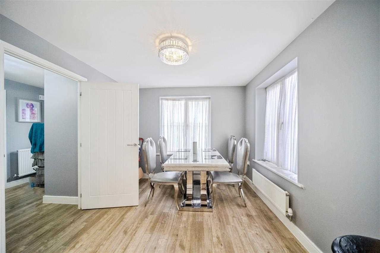 Longships Drive - Picture 5